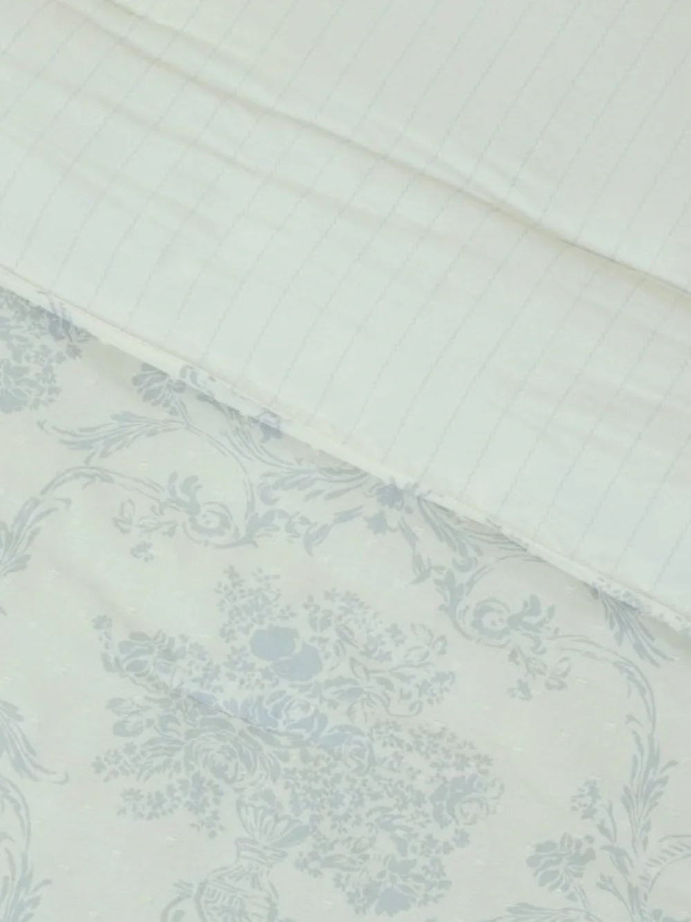 HARLOWE & WREN NWT Twin Ruffle Comforter Set Blue Floral